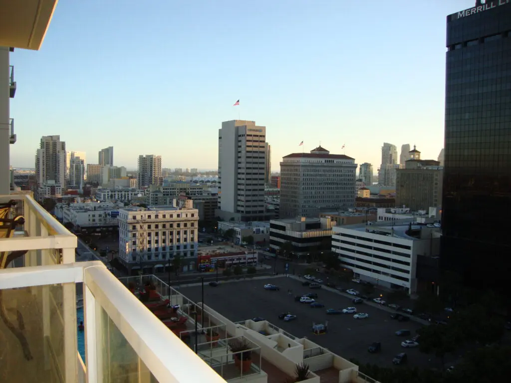 San Diego's 24/7 Live Answering Service Solution 1 answering services in san diego