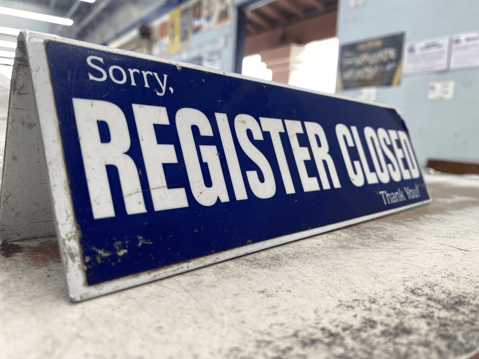 Closed register sign